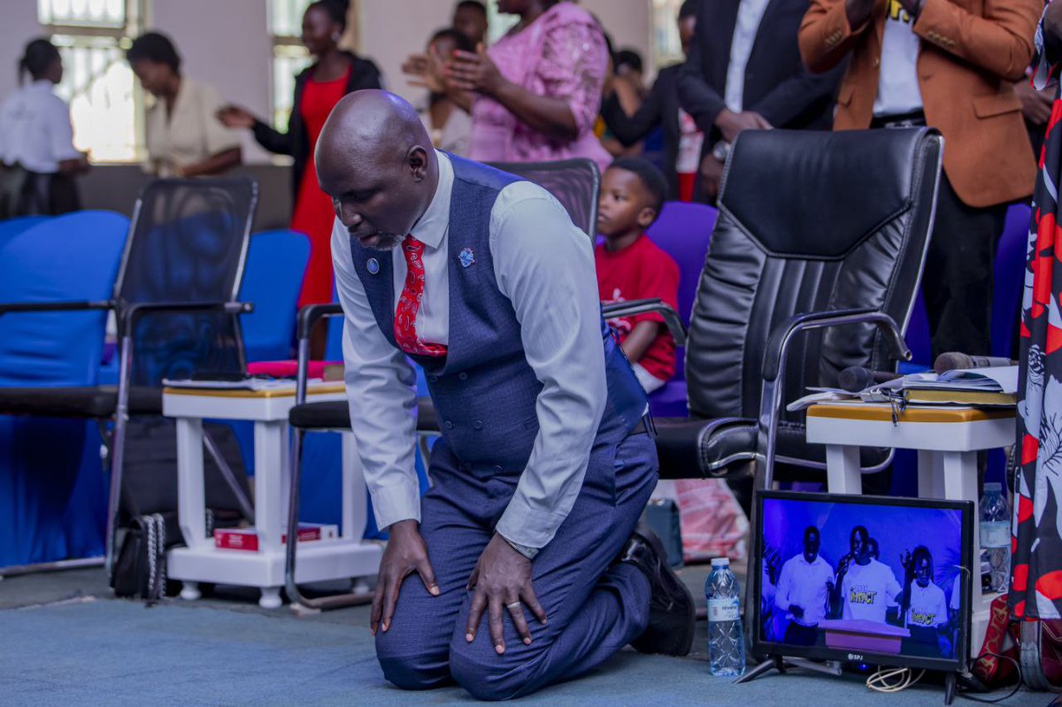 Don't stop praying.

Don't stop reading your Bible.

Don't stop going to church.

Don't stop depending on the Holy Spirit.

No matter what happens,

Don't stop.