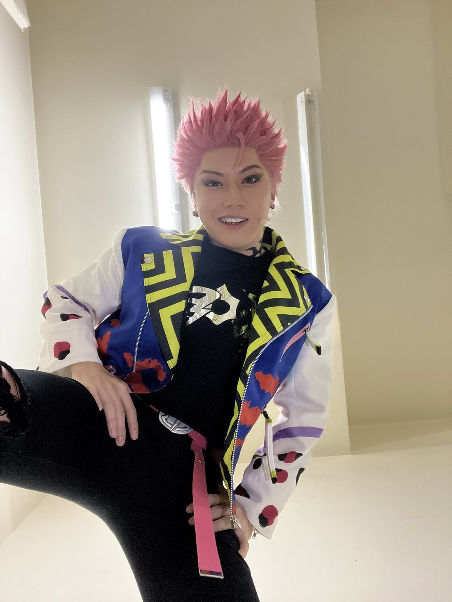 おはようございます💫

フォロワーさん12000人🤟
いぇーい！！ありがとうございます？？

あ〜！？

今日もよろしくお願いします🏡

#カリスマ
#カリdeステ