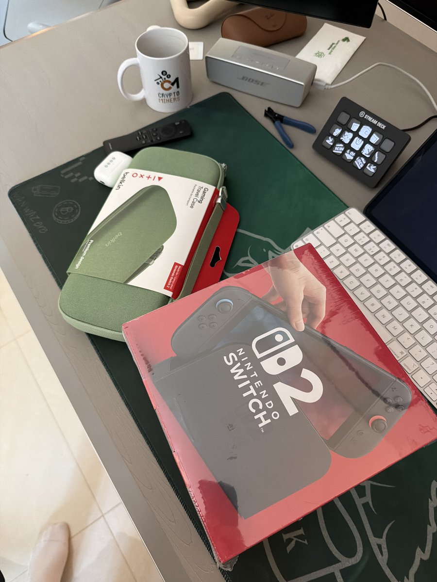 x.com/Pokemon/status…