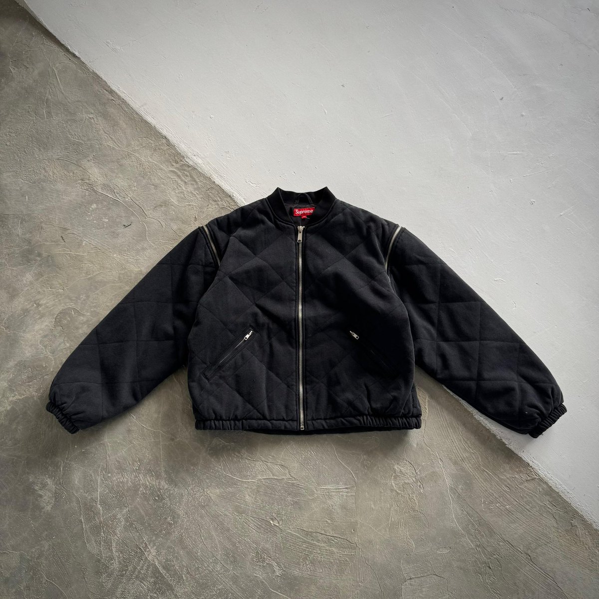 Supreme zip-off sleeve quilted bomber jacket black - FW 25 Sizes