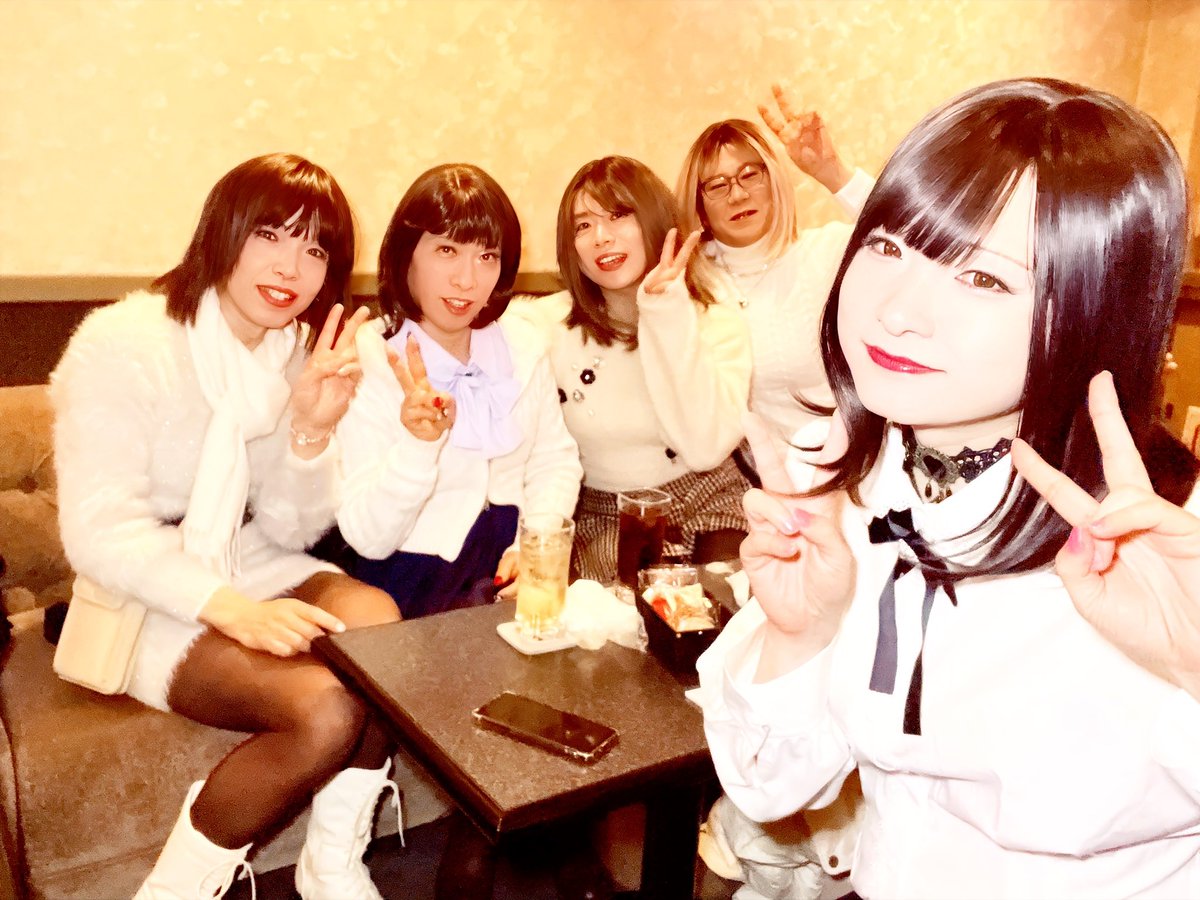 当日、駆けつけて下さった栞様、かおり様、ゆき様、ゆき様? こんなに 