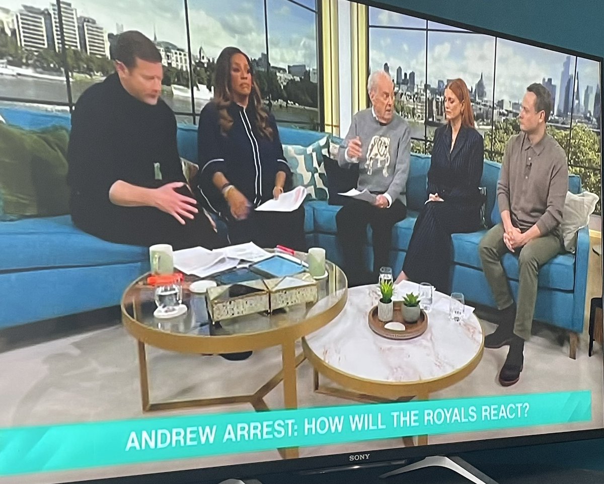 #ThisMorning delivering a grovelling “serious debate” after Alison’s “Why would you arrest someone on their birthday?” Cock up yesterday.