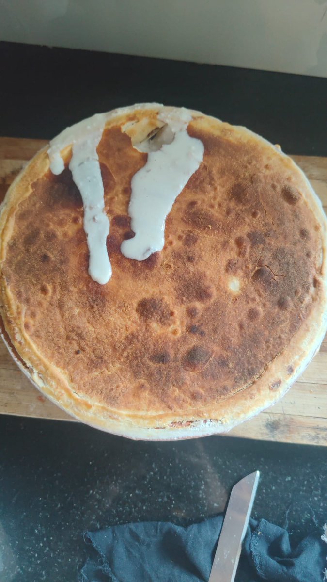 ditoo619's tweet photo. @zomato 
This is how you deliver food. 
And no customer chat or support option in your zomato gold.
Order Id: #7808685205 .
Not able to reach out to anyone for support from zomato. This is pathetic. Why are you in this business then ? https://t.co/PYezSI2lNR