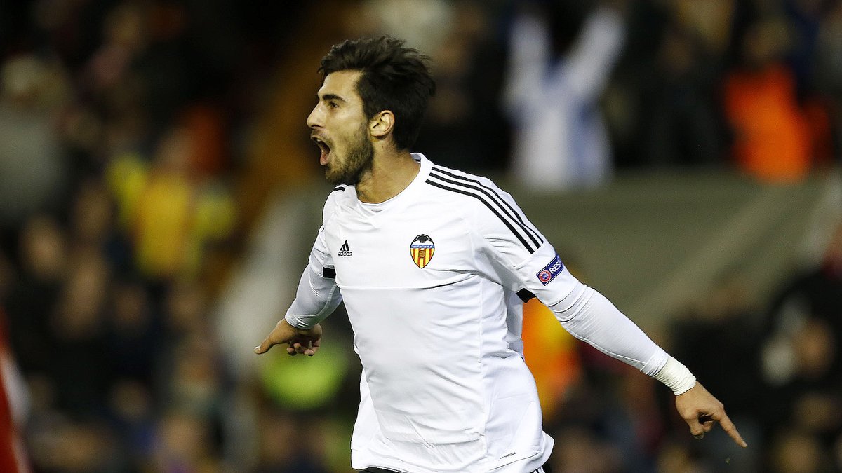 Juansemperee's tweet image. #exVCF André Gomes firma a sus 32 años por el Columbia Crew de la MLS

🔙 Tras su salida del FC Barcelona ha extendido su carrera en el Everton. El último año y medio ha militado en el Lille, lastrado por las lesiones