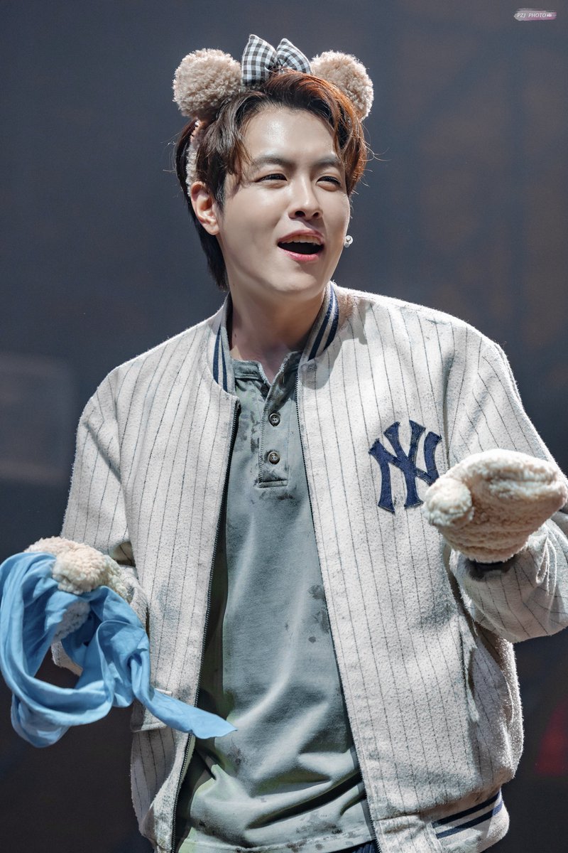 260219 존도우 커튼콜 
존윌러비 #황민수 배우님 🐻