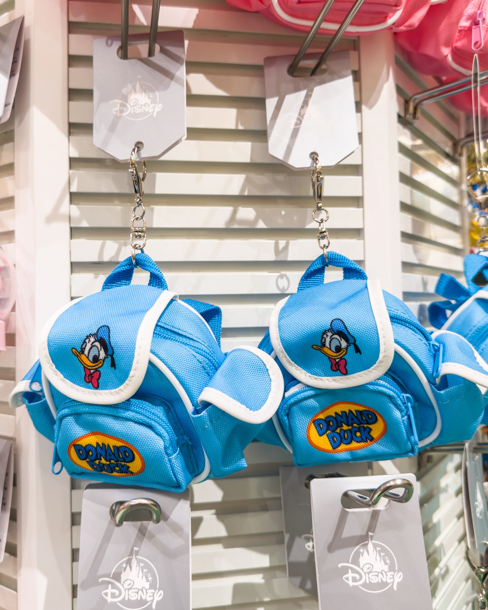 リュックデザイン！ 「ディズニーストア」 ミッキー、ミニー、ドナルド
