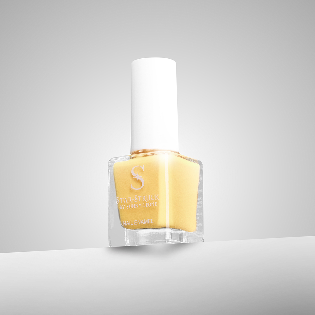 StarStruckbySL's tweet image. Lemon sorbet, but make it nails - shorturl.at/gPsY2
.
#Nails #nailpolish #nailenamel #sunnyleone #yellowNailPolish #Makeupbysunnyleone