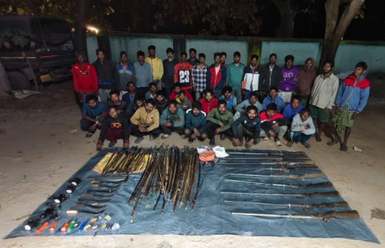 #ଶିମିଳିପାଳରୁ_୩୯_ଶିକାରୀ_ଗିରଫ
ବାରିପଦା: ଶିମିଳିପାଳରୁ ୩୯ ଶିକାରୀ ଗିରଫ
AI କ୍ୟାମେରାରେ ମାଧ୍ୟମରେ ଶିକାରୀଙ୍କୁ ଧରିଲା ବନ ବିଭାଗ
ଶିକାରୀ ଗିରଫ ସହ ୯ଟି ବନ୍ଧୁକ ମଧ୍ୟ ଜବତ କରିଛି ବିଭାଗ
ଗିରଫ ସମସ୍ତ ଶିକାରୀ ଉଦଳା ଥାନା ଅଞ୍ଚଳର ସୂଚନା
#Odisha #Mayurbhanj #Similipala #Hunter #Gun #39Arrested