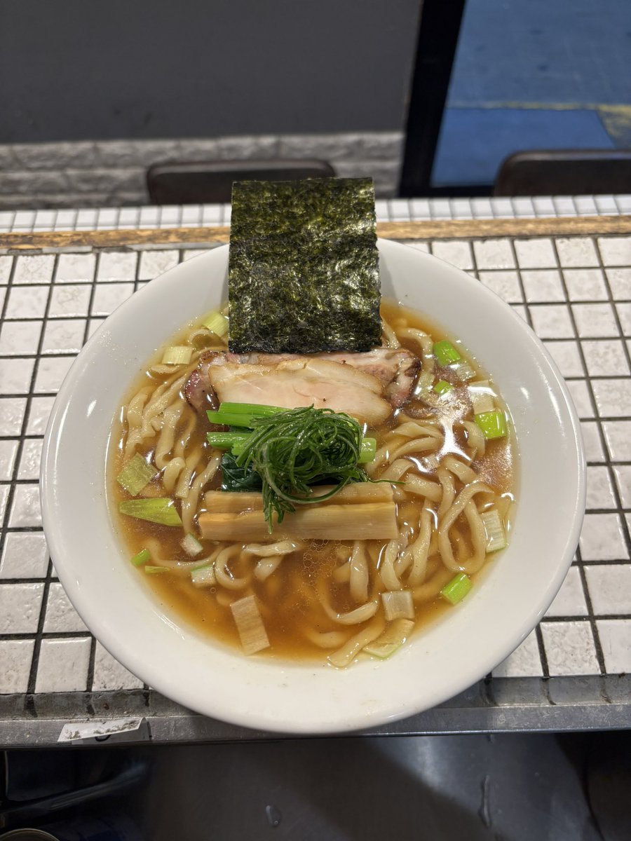 明日から限定 「中華そば14」 をご提供いたします。 また極太麺に戻し