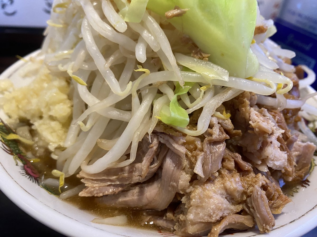 MisaoFukami's tweet photo. 大盛軒
小豚ヤサイニンニクアブラ

久しぶりに大盛軒に行けた！
本当に旨いなぁ。
完飲です！ https://t.co/58MTDetjQK