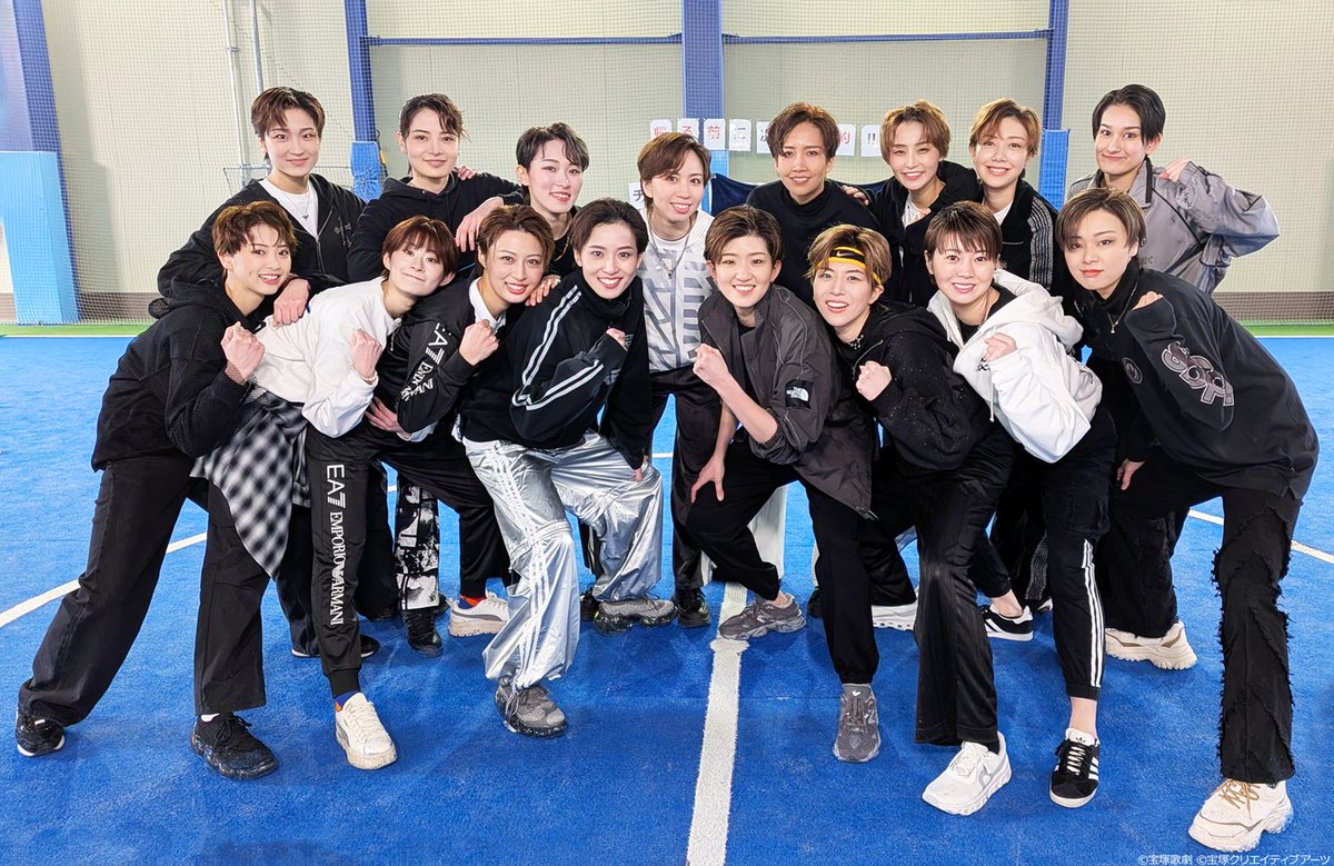 【#タカラヅカニュース】
「Step Up！～MooZinG Record～」の３月放送を記念して、久しぶりにMooZinGがタカラヅカニュースに登場！🌙
番組宣伝をかけて、スポーツ対決で盛り上がります🥏🏃
明日、明後日の放送をお見逃しなく🫰
＃MooZinG