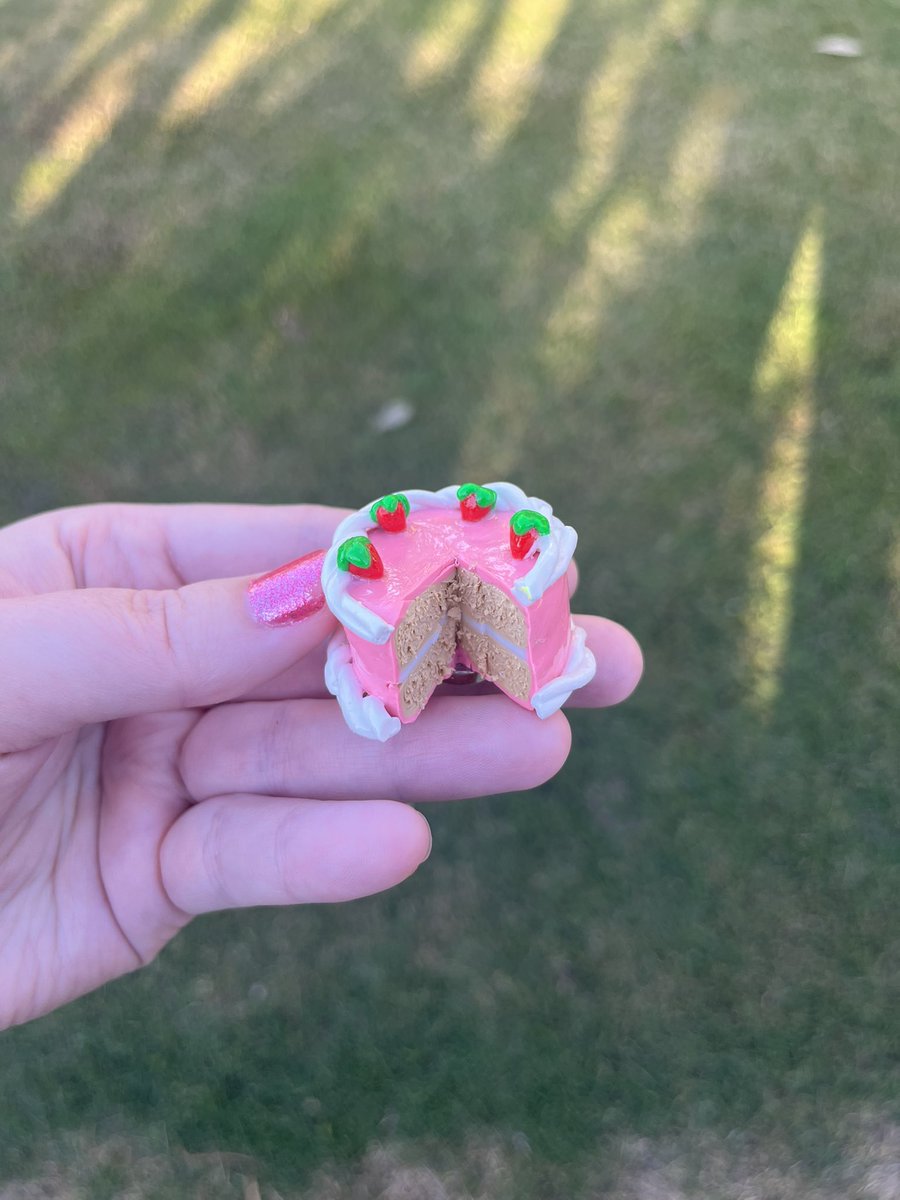 kentstarttt's tweet photo. everyone look at my clay creations https://t.co/DxSMYpCoDo