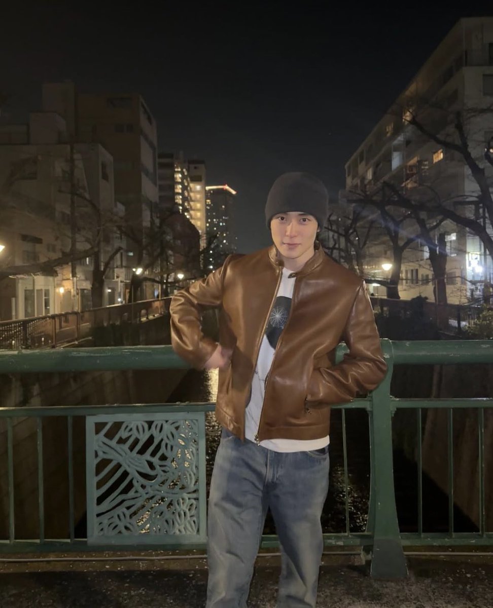 aprilcha_'s tweet image. แก😭