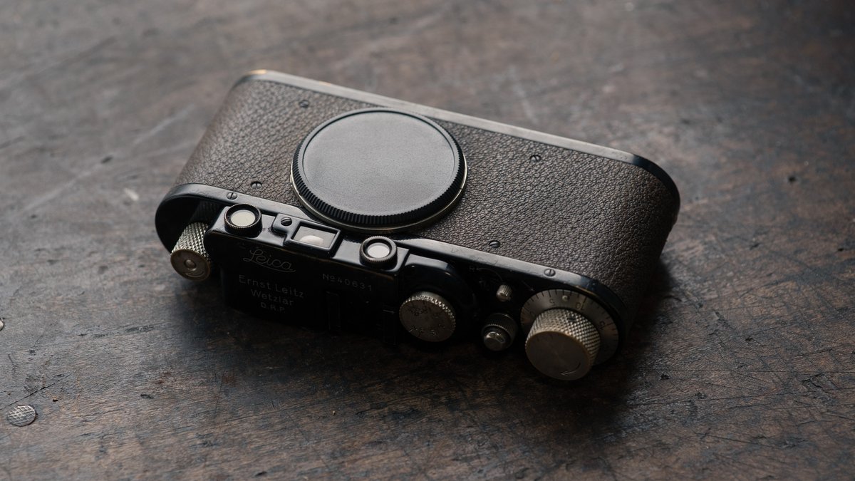 クラシックカメラ「Leica II（”ライカDII”）」（1930年製造 Leica I