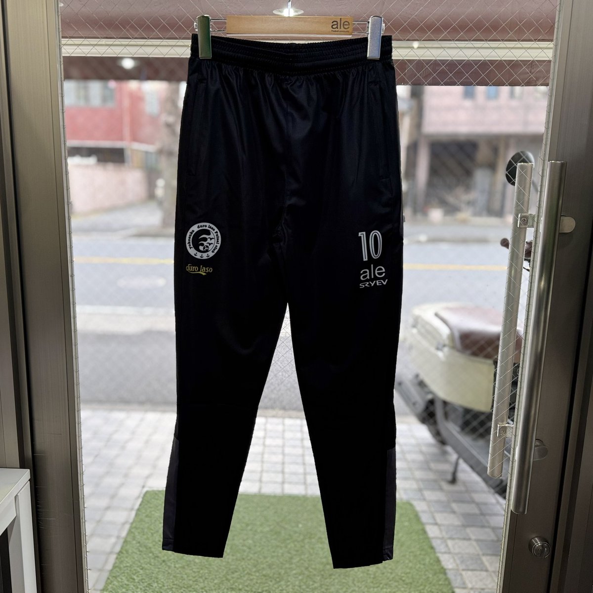 ale_crew's tweet photo. フルオーダー昇華ジップジャージ
お好きなデザインでできます☆
お気軽にご相談ください♪
#ale横浜
#sryev
#フルオーダー https://t.co/DUTclNEl1n