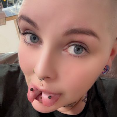 Tattoo_Angel88's tweet photo. #NewProfilePic https://t.co/UWdFGBa3iR