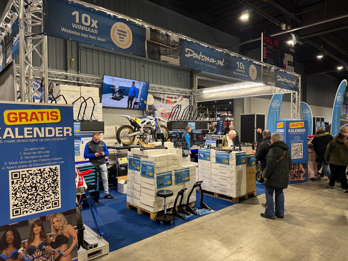 MOTORbeurs Utrecht is in volle gang en we hebben er enorm veel zin in. Onze stand kun je vinden in hal 10, standnummer A030. 

Zien we jou dit weekend ook op de beurs?

#datona #motorbeurs #motorbeursutrecht #motor #droomwerkplaats #werkplaats #gereedschap