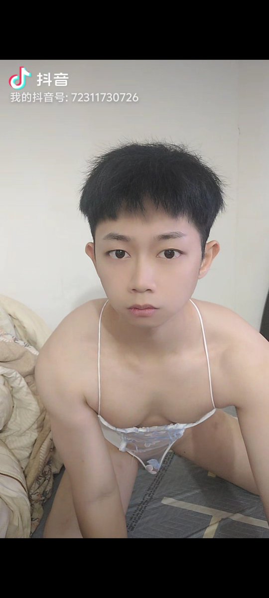 小助 tweet media