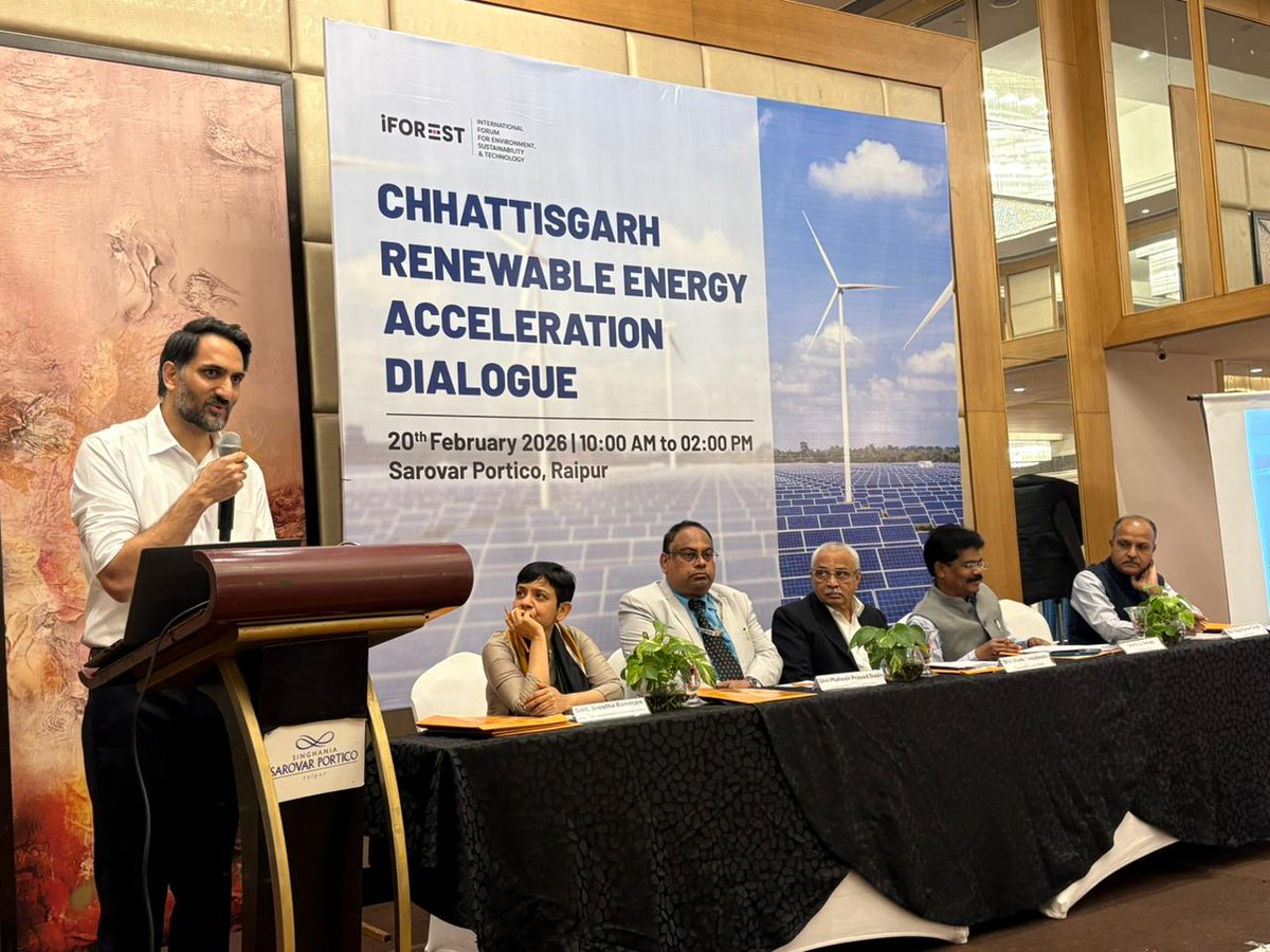 iForestGlobal's tweet photo. 📢#JustReleased 
💡Chhattisgarh Can Unlock 77.5 GW of Renewable Energy from Water Bodies, Mine Land, and Wastelands - iFOREST Assessment

iFOREST today released its comprehensive assessment -Accelerating Floating Solar Photovoltaic Development in Chhattisgarh during the Chhattisgarh Renewable Energy Acceleration Dialogue in Raipur. 

The dialogue convened officials from the state government, including Shri CL Netam, Executive Director, Shri vivek ganodwale, Chairman, CSERC, Shri Ajay Kumar Singh, member, CSERC, renewable developers, officials of Chhatisgarh State Electricity Regulatory Commisison and sector experts.

To realise the State's RE potential at speed and scale, the assessment recommends: 
➡️ The state should develop a dedicated state-level floating solar policy to unlock its vast 39.35 GW potential.
➡️Recognise FSPV as a strategic, land-neutral renewable energy option that conserves water and supports livelihoods.
➡️Set a five-year capacity target of 2,000 MW, covering both large-scale and distributed projects.
➡️Ensure regulatory clarity, environmental and social safeguards, and financial incentives to attract investment.

@Bh_Chandra @sresthab @prats_phoenix @mandvi7
@thesuhailmir

#Chhattisgarh #RenewableEnergy #CleanEnergy #FloatingSolar #PumpedStorage #RooftopSolar #AgriPV #EnergyTransition #JustTransition #GreenGrowth