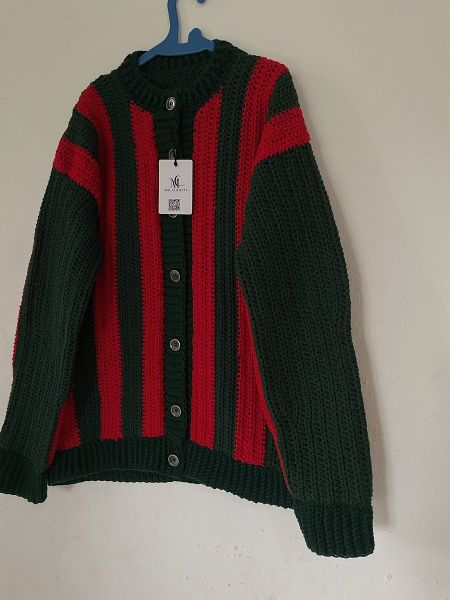 Day 2 of posting consistently till it gets to my target audience.
Here’s what 60hours of crocheting 🧶looks like. Can be made in any size and color. Send a dm to order.
Please REPOST❤️