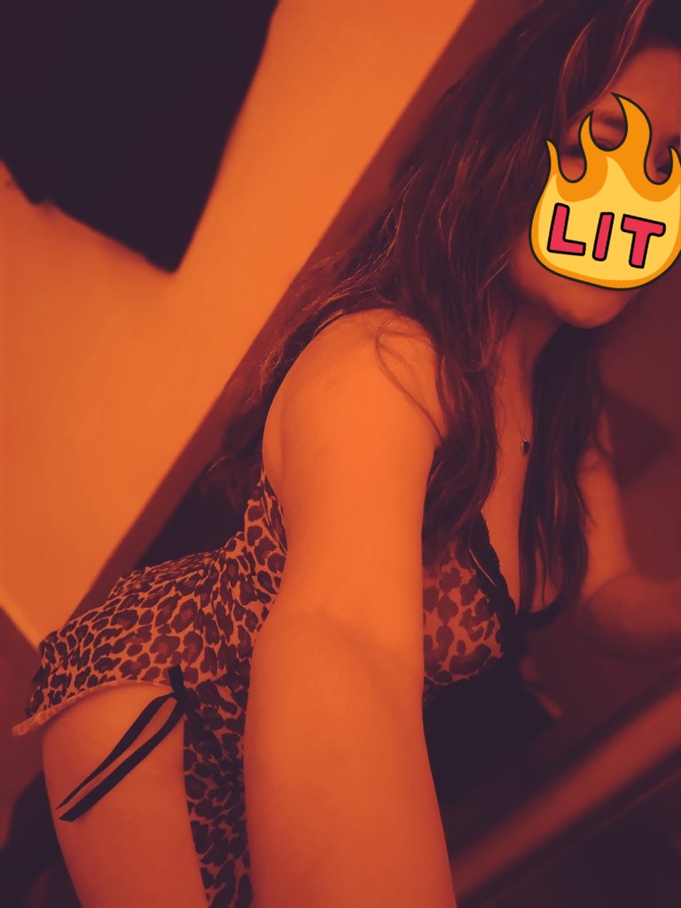 LaChicadelunarSexy tweet media