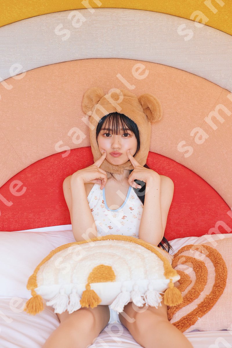 乃木坂46 川﨑桜 写真集 エチュード 配信限定・特典ポストカードセット モデルプレス on X: 