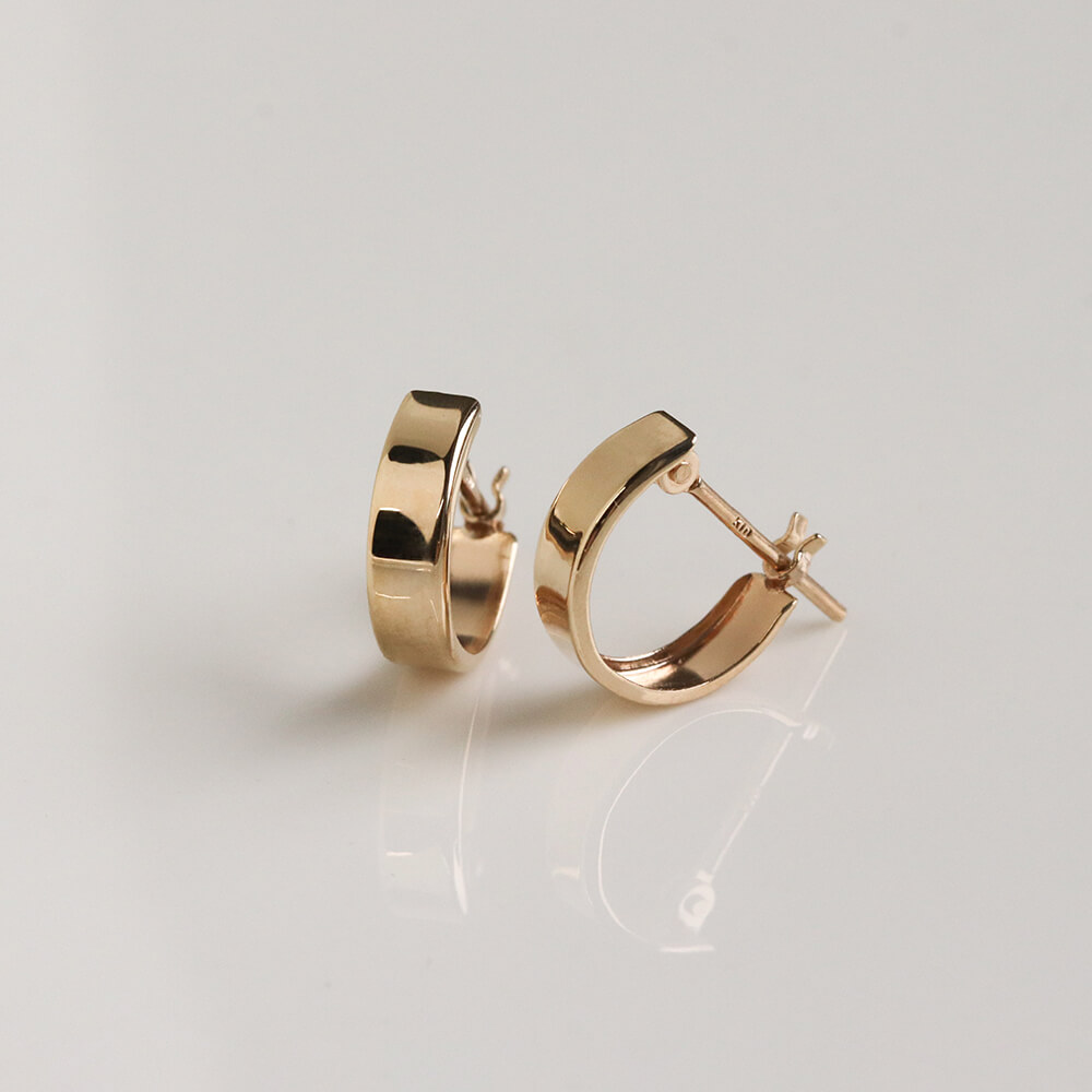 ゴールド スナップ フープ ピアス | K10YG 毎日のコーディネートに