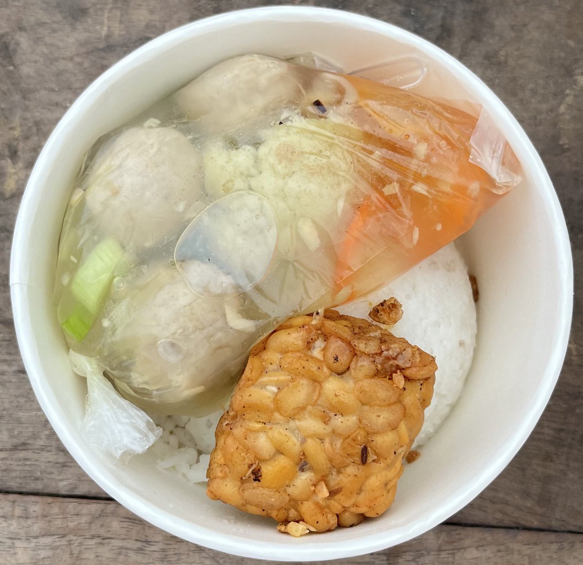 Food Truck Universitas Diponegoro tweet media