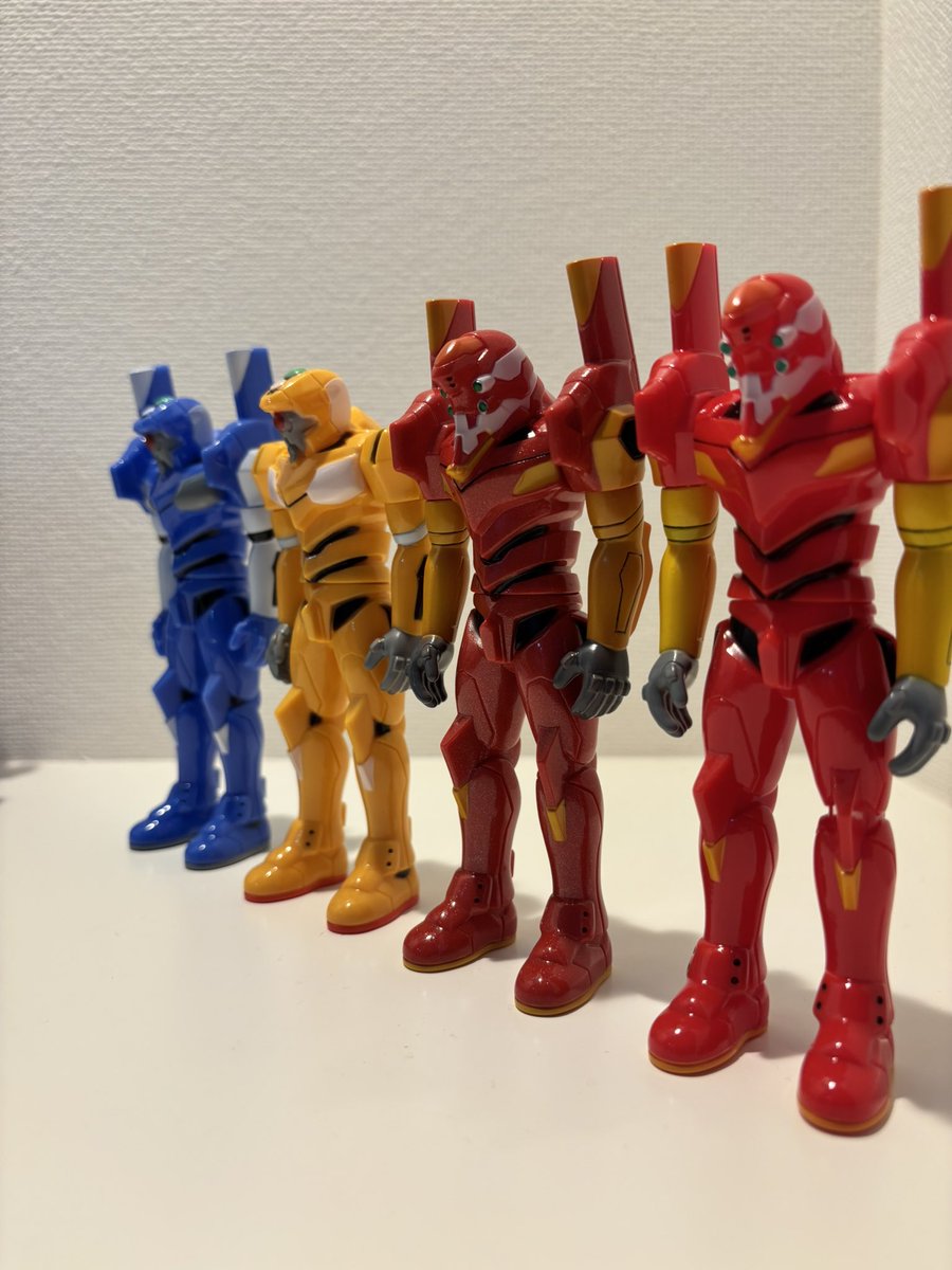 sj_jp's tweet image. 明日から3日間横浜アリーナで
開催される
#エヴァフェス　に参加致します
※塗装済完成品ソフビフィギュア
EVA初号機
①紫成型色
②紫メタリック成型色
③紫蓄光成型色
EVA弍号機
④赤成型色
⑤赤メタリック成型色
EVA零号機
⑥黄色成型色
EVA零号機改
⑦青成型色
7種類になります。
#sofbi
#sofubi