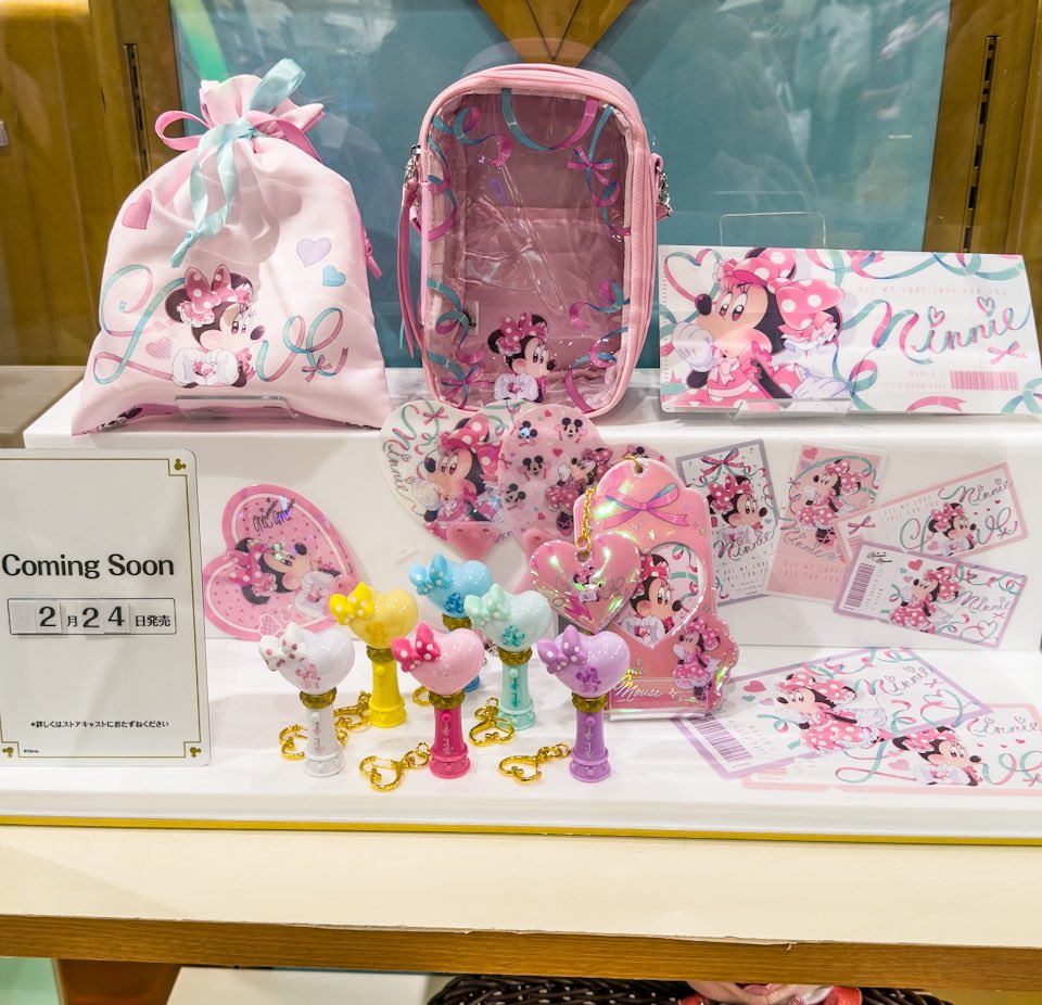 アイドルミニーがテーマ！ 「ディズニーストア」 ミニーの日