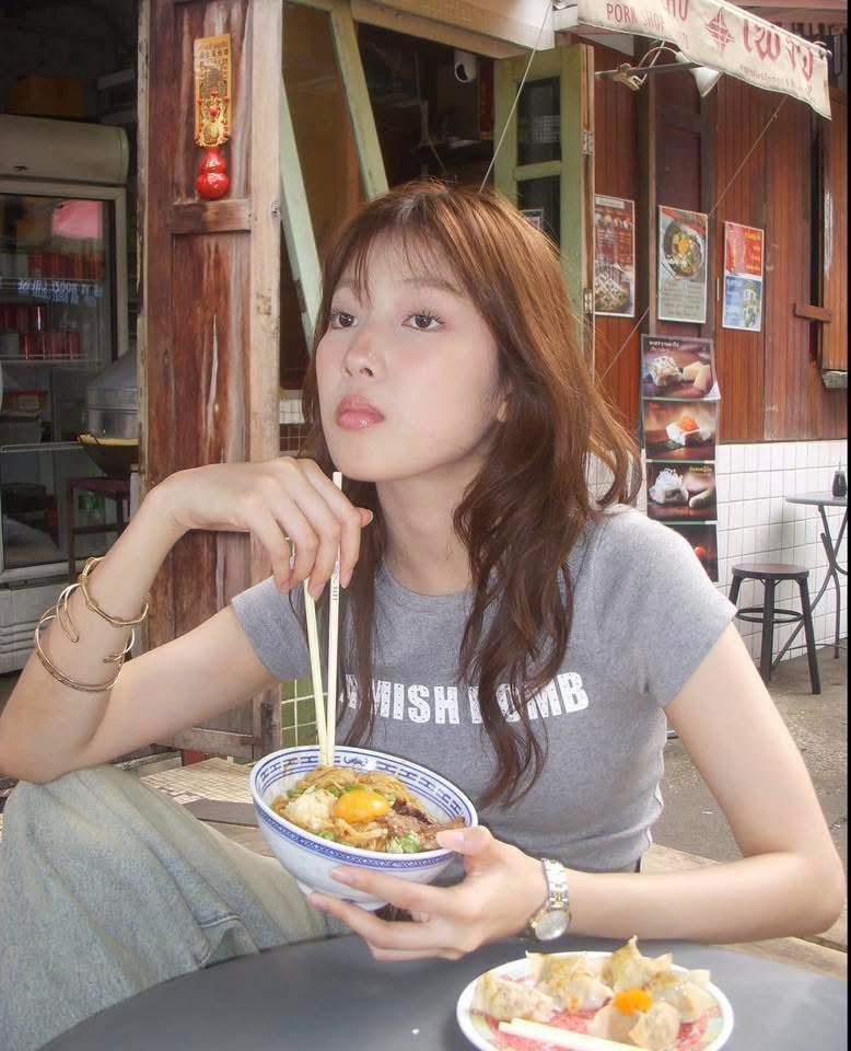 ส่งต่อเสื้อผ้า รองเท้า กระเป๋า 🤍 tweet media