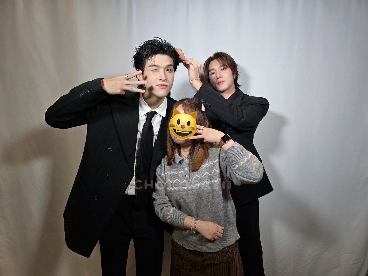 chocobabii___p's tweet image. เหมียวนิมู่จู้มีไปแล้วจะขาดเหมียวกายหล่อเท่ได้งายย แถมติดโบว์แบดแบ๊ด(ที่ไม่ค่อยจะตรง)ให้ด้วย 😸💖

SKYNANI FANFEST TOKYO D1

#GMMTVFANFEST2026JP
#SkyNani #สกายนานิ