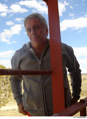 MarioNawfal's tweet image. 🇺🇸 NEW MEXICO AG OFFICIALLY REOPENS CRIMINAL INVESTIGATION INTO EPSTEIN'S ZORRO RANCH

The New Mexico Department of Justice is reopening its criminal investigation into Epstein's Zorro Ranch after reviewing newly released FBI files.

The move follows an anonymous claim in federal