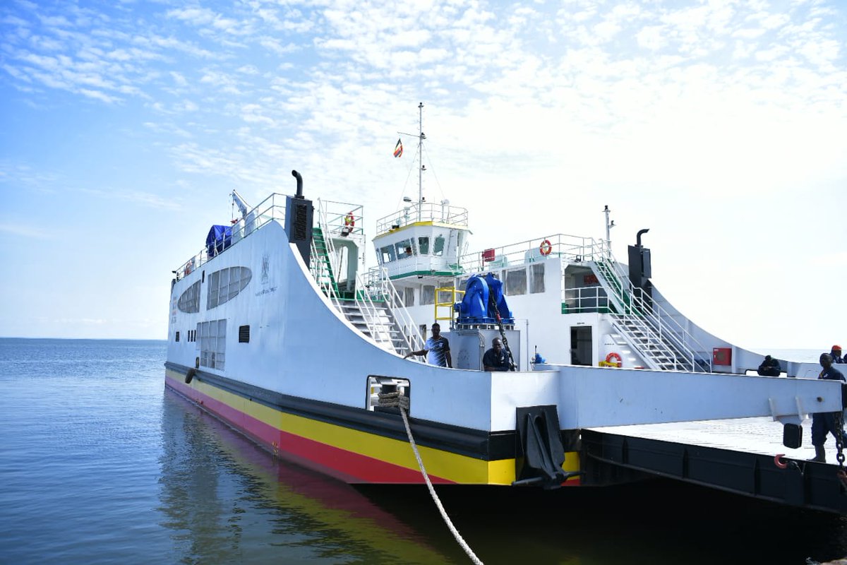 Hon. Byamukama Fred tweet media