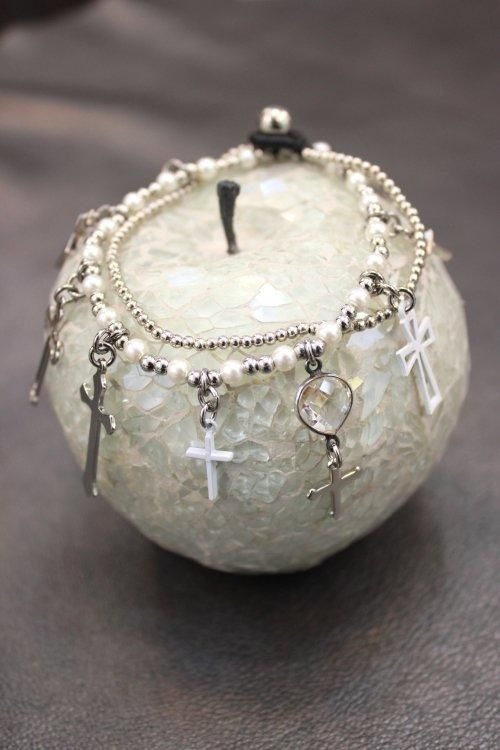 Mr.Children 桜井和寿氏着用】 10種類のクロスが連なった個性的な