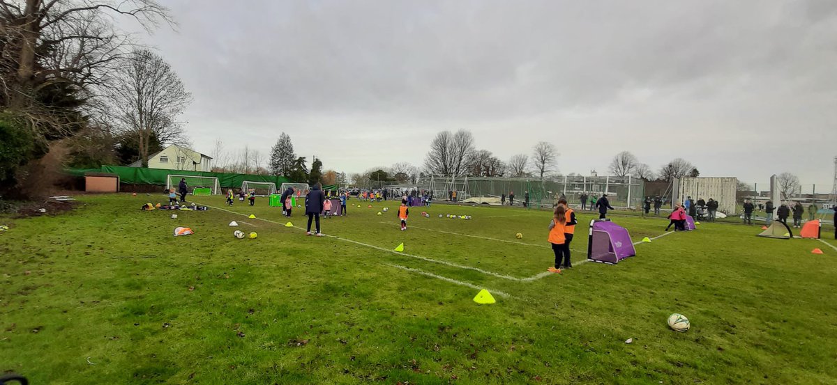 Met Police Youth FC tweet media