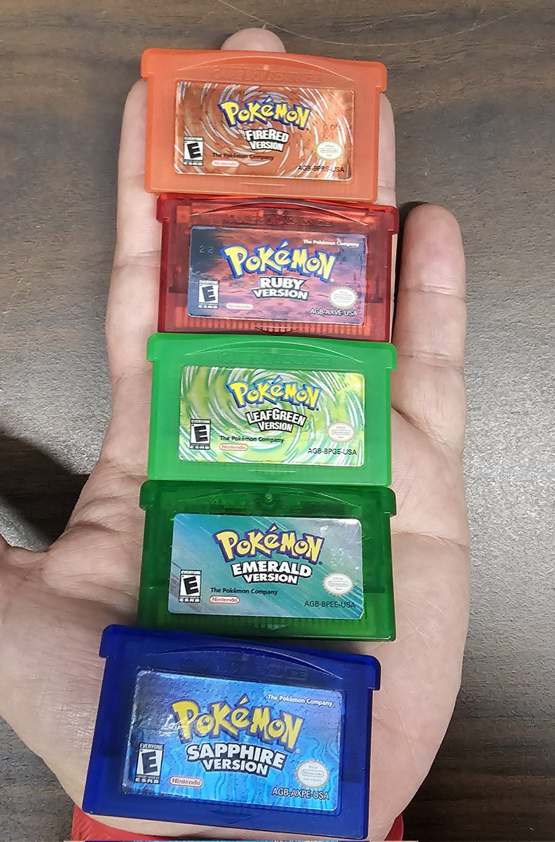 bladesarcade_'s tweet image. I own the whole collection but I can't wait to play FireRed and LeafGreen again on a bigger HD screen.