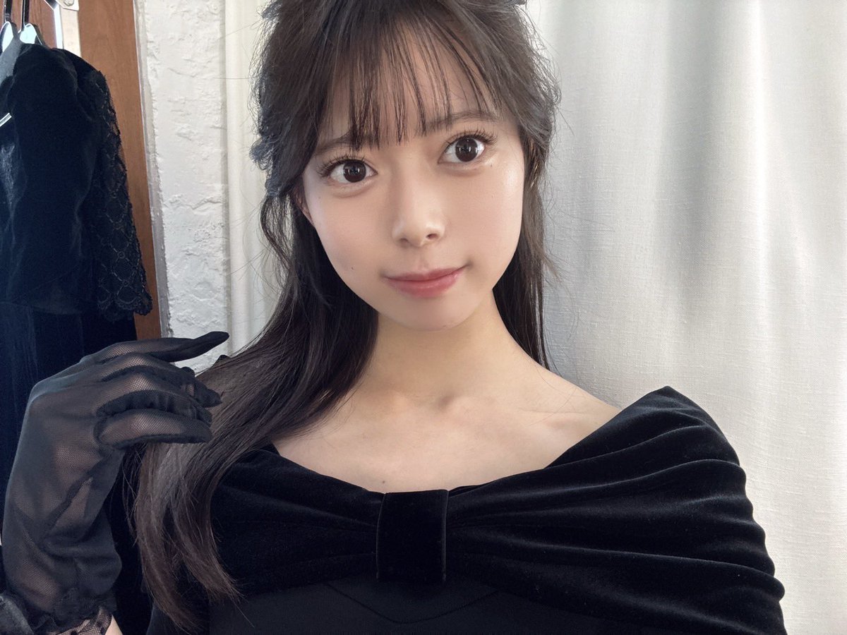 Rosy_Chronicle's tweet image. #アップトゥボーイ vol.360本日発売です
創刊40周年おめでとうございます。

アンジュルムの長野桃羽ちゃんとWinkさんをオマージュした撮影もしました！
ぜひチェックよろしくお願いします♡

#上村麗菜 #ロージークロニクル
#ハロプロ 
#アンジュルム @angerme_upfront 
@wani_UTB