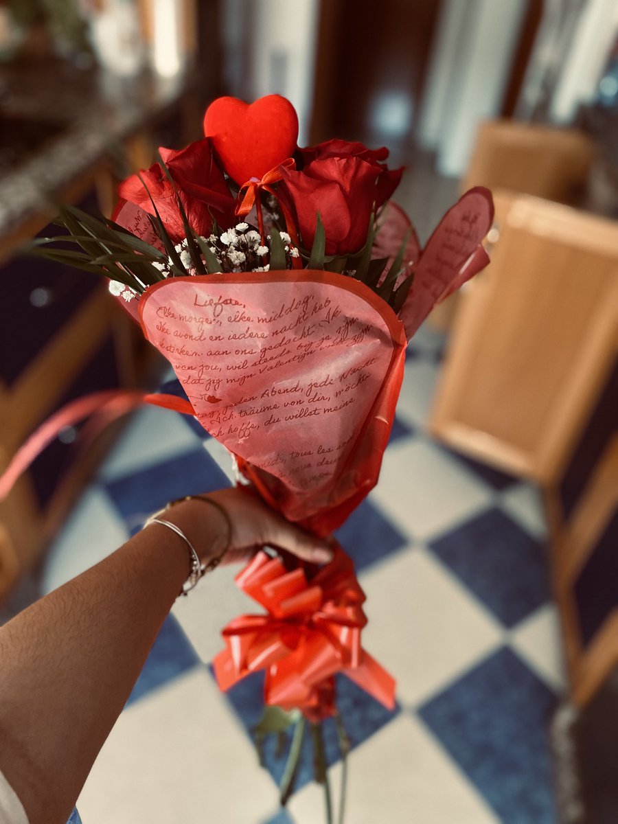 saaetta's tweet photo. 🌹🥀❤️ https://t.co/ecSjwkjOZy