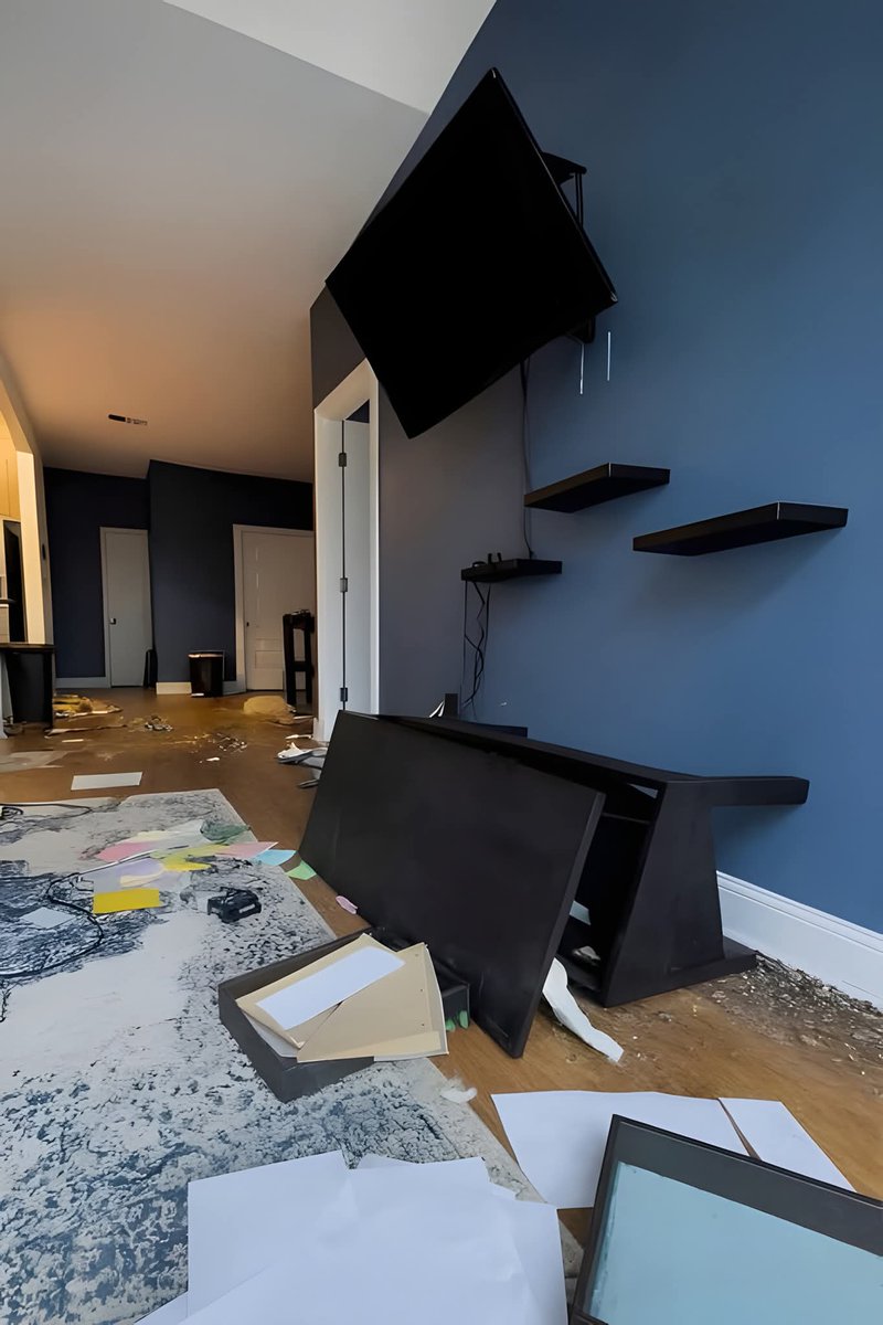 Crazy Vibes tweet media