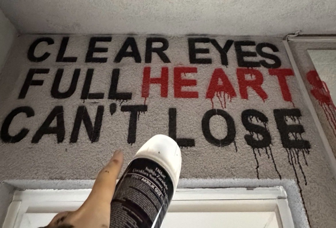 DedesiIvan's tweet photo. "Clear eyes
Full hearts
Can't lose!"
Friday motivation for us 🤘😎
#KeremBürsin https://t.co/BHrJJ8Iotr