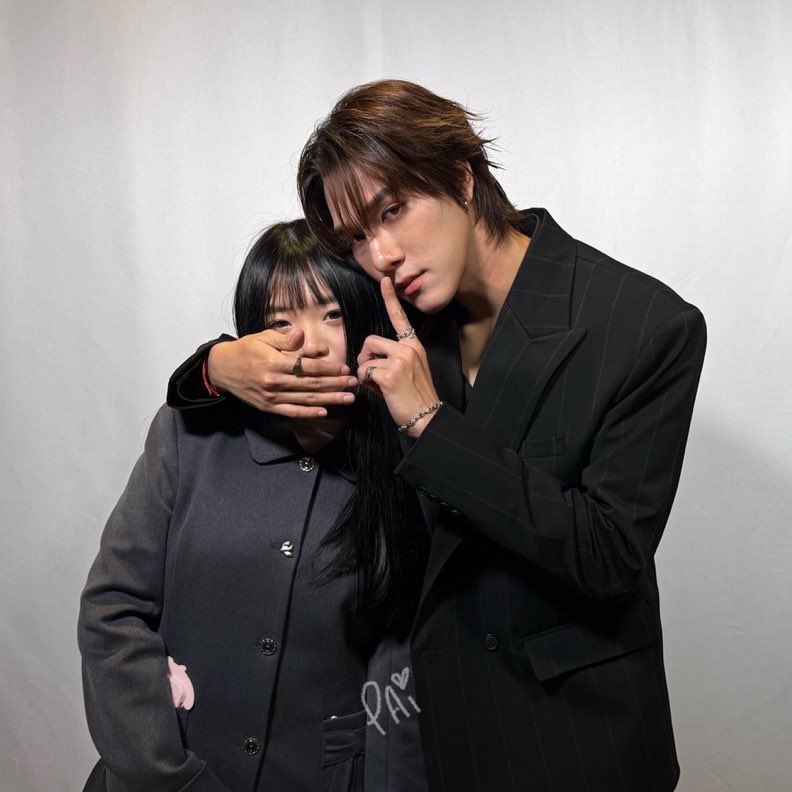 lilyrubyjk's tweet image. Kıskançlıktan baygınlık geçirdim hastaneye kaldırıldım bunlar çok fazla