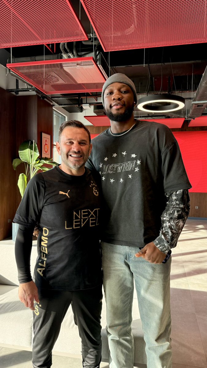 TheTifeFab's tweet image. Great meeting with Galatasaray’s President and the Club’s Manager Okan Buruk 💛❤️