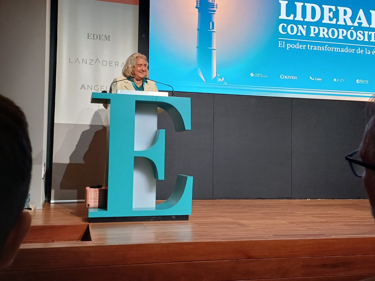 Cuadernos Pedagogía tweet media