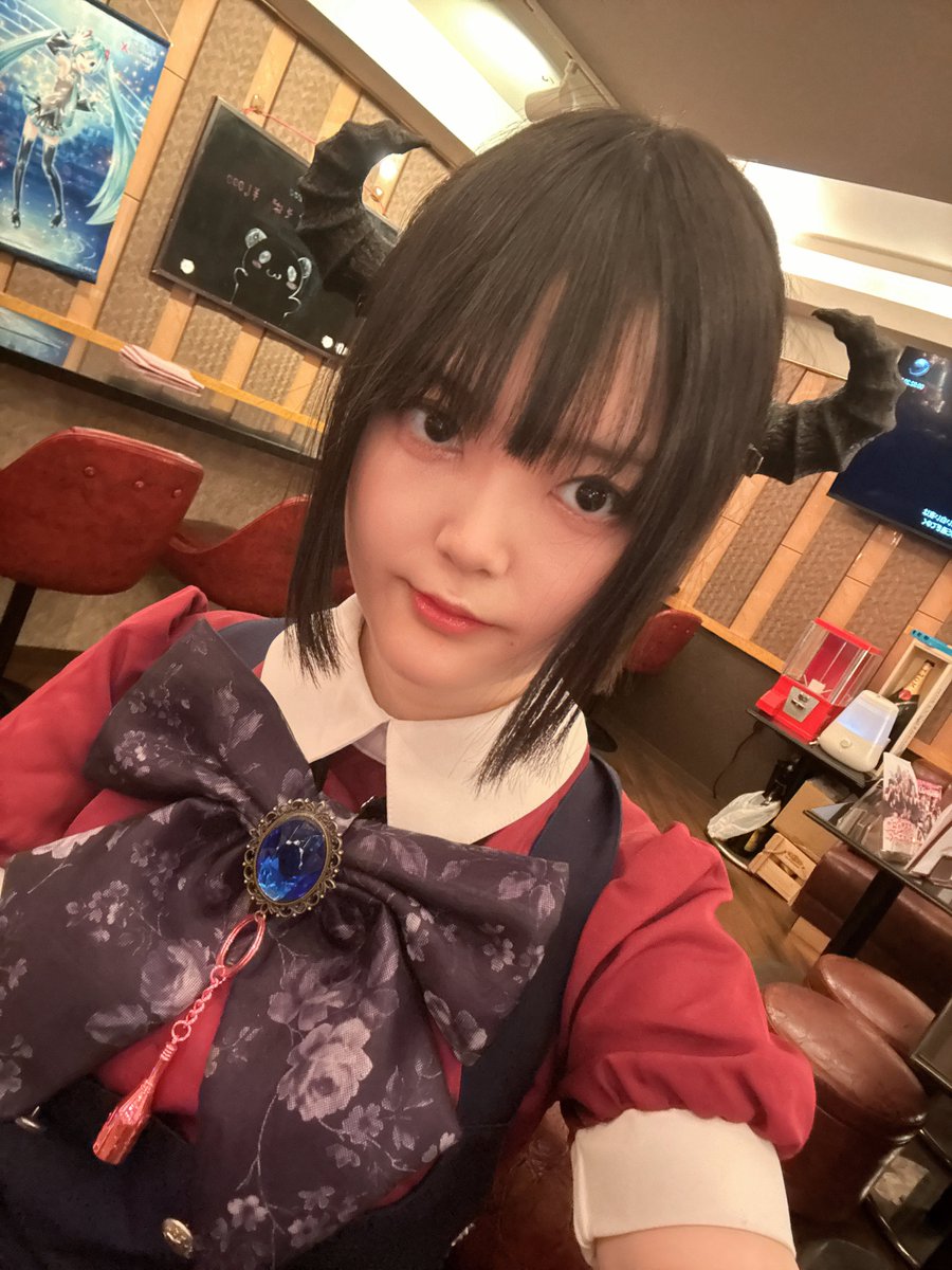 完全に元気ですがなぜかそう見えない顔↓↓↓