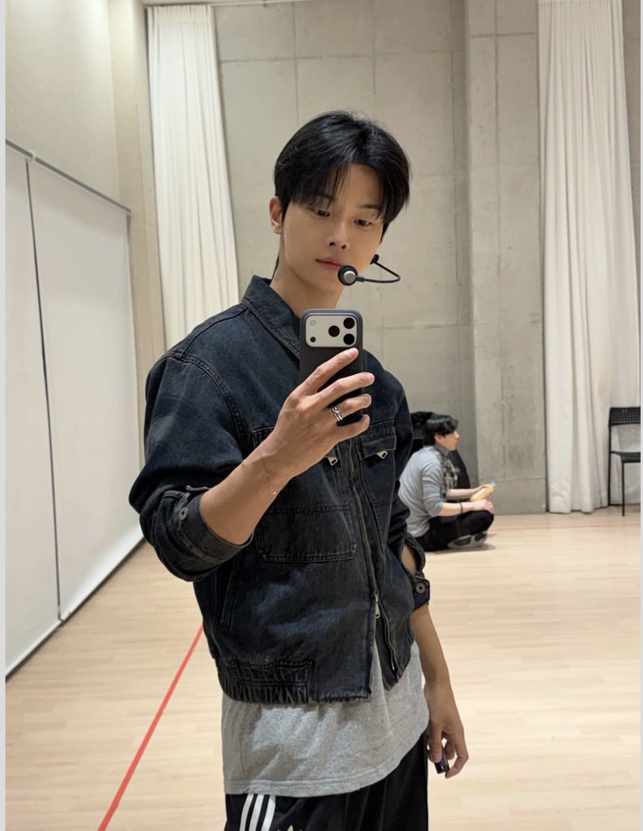 多分 “素”のレオさん “素”でもSexy 何がどうSexyなのか言葉に出来ない