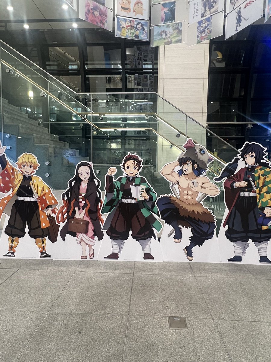 kanapote21's tweet photo. はじめてのSCREEN X🍿🥤
迫力に目をずっと見開いてました🥹
パノラマカードのつくりもしっかりしてるし、何もかもが素晴らしい🥰
明日も他の劇場で観ます～！ https://t.co/Dd7ZLowSpX