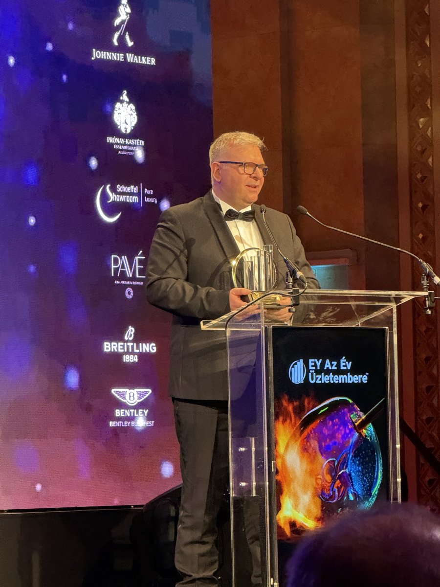 Lightware tweet media