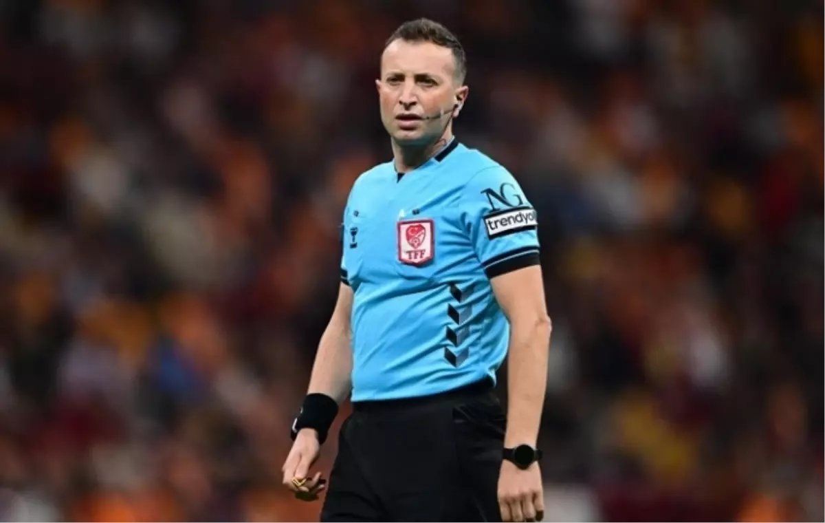 Fenerbahçe - Kasımpaşa maçının hakemi Yasin Kol oldu! 

Yani neden? Amaç ne ? 

#EDefterYıllıkOlsun #bursa #operasyon Batuhan Karadeniz