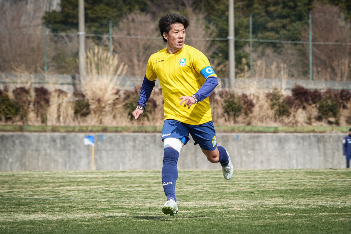 トレーニングマッチの結果について 

⌚️2/20(金)45分×2本 
🆚順天堂大学 
✅2-1(得点者：内田優晟×2)
🔗azul-claro.jp/information_in…
#アスルクラロ沼津 #原点勝利